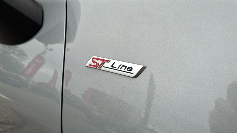 Ford Puma 1.0 EcoBoost Hybrid mHEV 155 ST-Line 5dr Petrol Hatchback